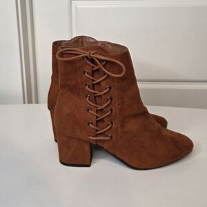 Bamboo COGNAC Tie Up Heeled Ankle Western Booties SIZE 8